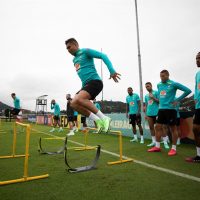 El DT de Brasil dice que polémica sobre Copa América perjudica a su equipo