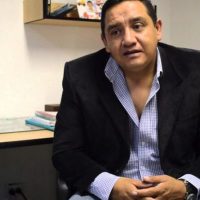 El periodista de Ecuavisa, Hernán Higuera salió de UCI