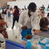 Faltan más de 2 millones de ecuatorianos por vacunarse para cumplir la meta 9/100