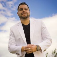 Anderik suena fuerte y alista nuevos temas