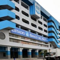 Emelec no pagó un préstamo al Estado y Lasso señaló a Correa de dar ese crédito