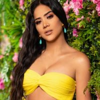 Michela Pincay posa para una marca internacional de trajes de baño