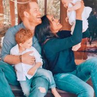 Harry y Meghan incluyen en su postal navideña la primera foto de su hija Lili