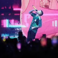 Rauw Alejandro hace el “show más grande” de su carrera en Ciudad de México