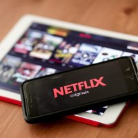 Usuarios rusos de Netflix demandan la plataforma por suspender su servicio