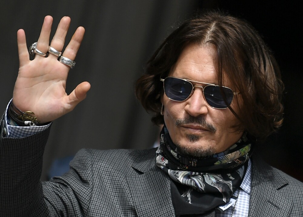 Depp se enfrenta a su exesposa en juicio por difamación con testigos famosos