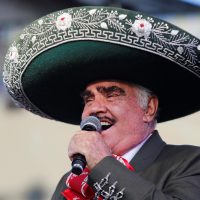 Vicente Fernández gana un Grammy póstumo por “A Mis 80’s”