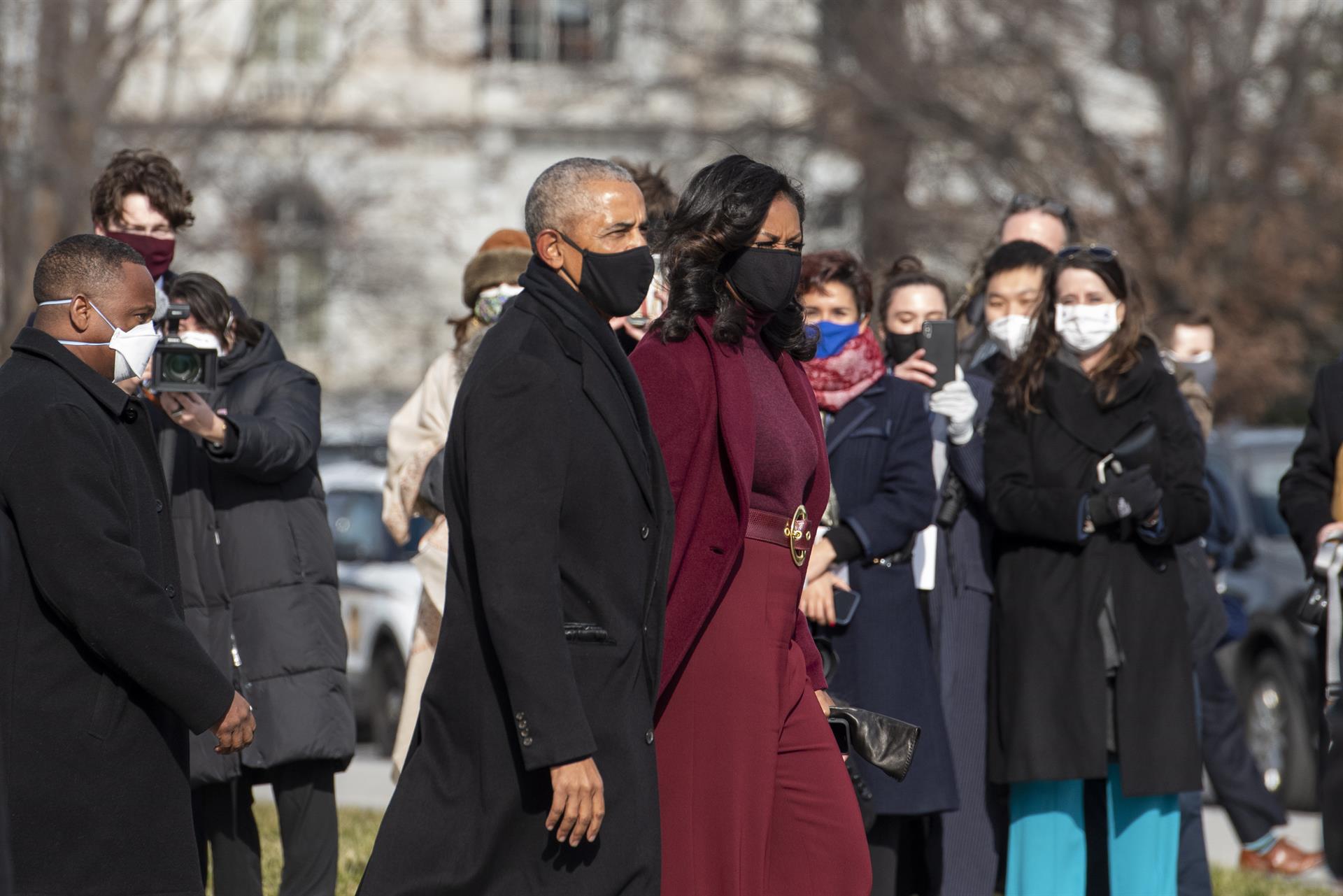 Los Obama producirán pódcasts para Amazon tras su ruptura con Spotify
