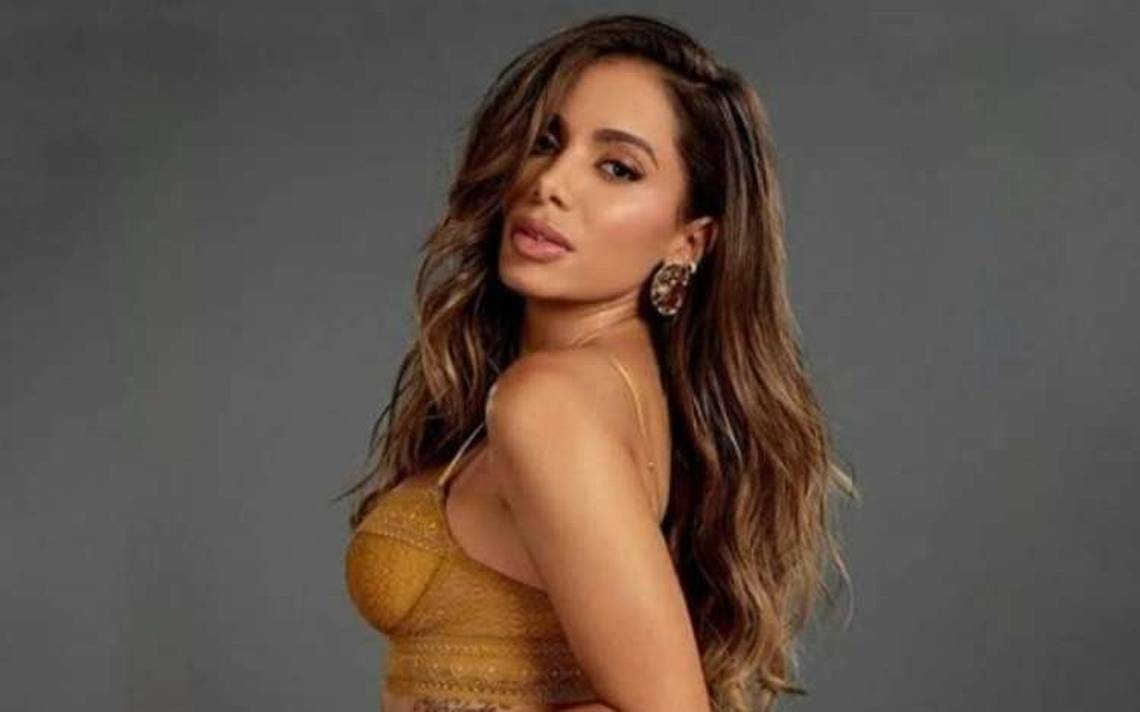 Anitta combina Catwoman con el baile latino en el avance de “Versions of me”