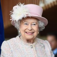 El certificado de defunción de Isabel II recoge su elevada edad como causa de la muerte
