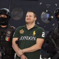 El capo del narcotráfico “La Barbie” no está libre, sigue preso en EE.UU.