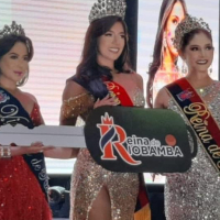 Reina de Riobamba dice que recibió como premio una llave de cartón