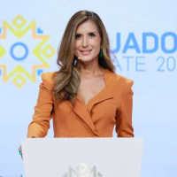 Todos hablan de Ruth del Salto luego del debate; cuánto cobró por su trabajo