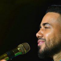 Ni una ni dos: concierto de Romeo Santos tuvo ocho horas de retraso