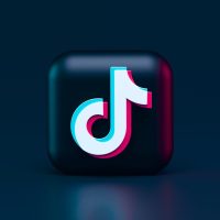 TikTok, la red social más utilizada por los menores y el ChatGPT, la novedad