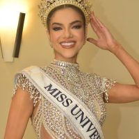 Mara, hermana de Jan Topic, se convierte en la primera Miss Universo Ecuador
