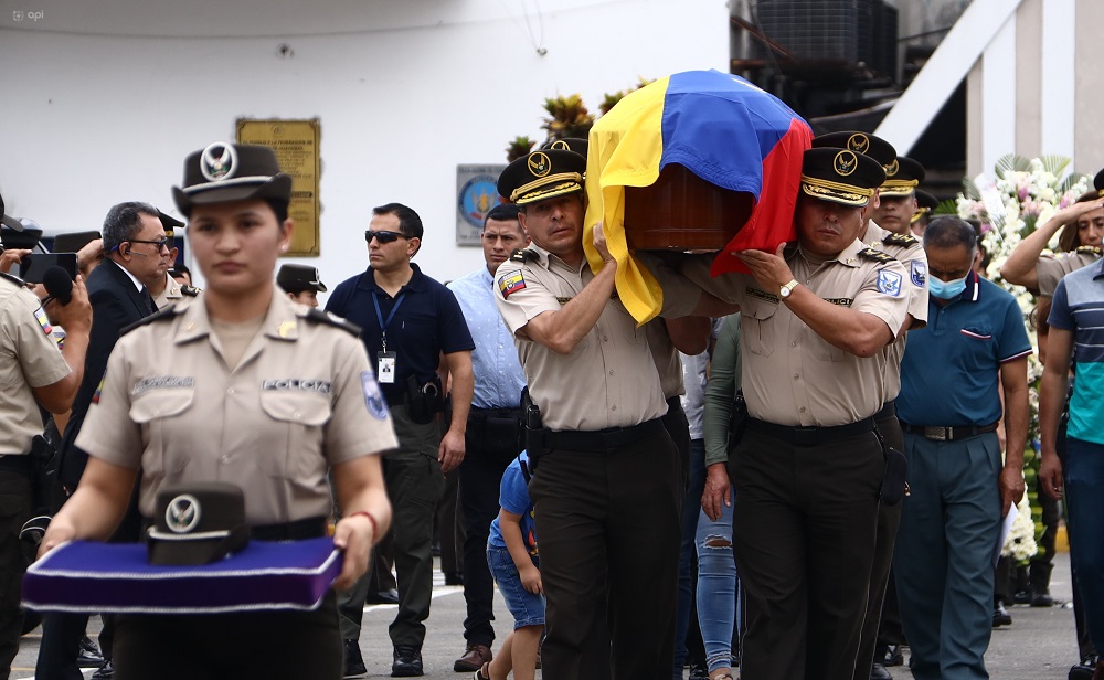 Policías asesinados en Ecuador