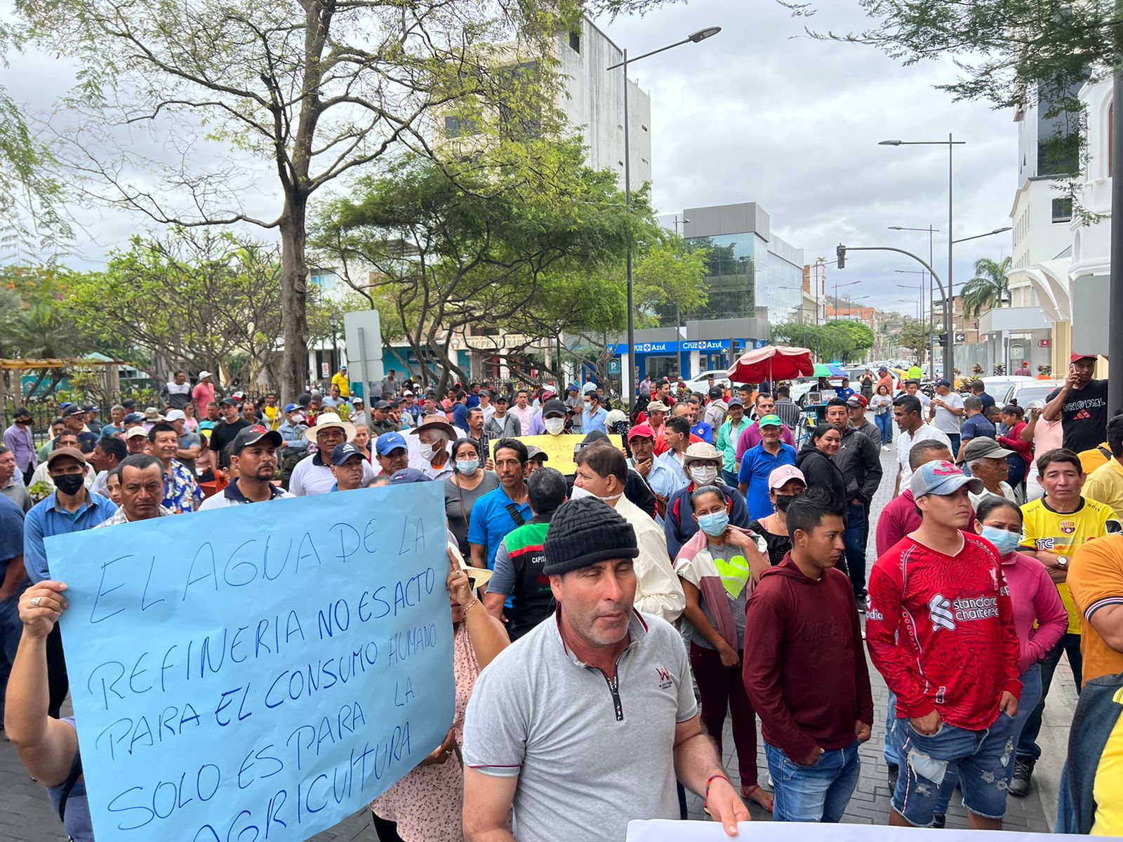 Regantes y campesinos del acueducto La Esperanza El Aromo