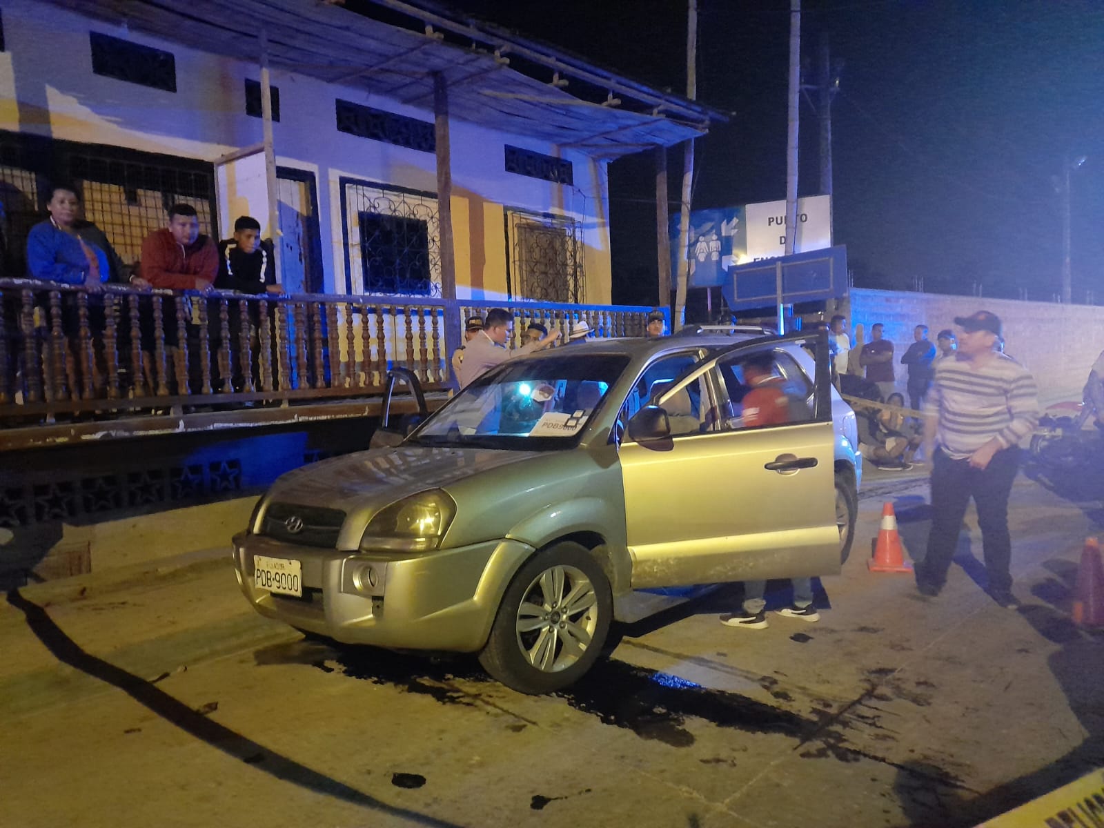 Dos hombres fueron asesinados a balazos en la vía Rocafuerte-El Rodeo.