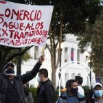 Extrabajadores de diario El Comercio han realizado plantones para exigir se les cancelen sus valores pendientes.