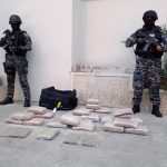 27 kilos de droga fueron encontradas dentro de una urbanización privada en Manta.