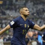 Kylian Mbappe, delantero de Francia se consagró como el máximo goleador del Mundial de Qatar 2022.