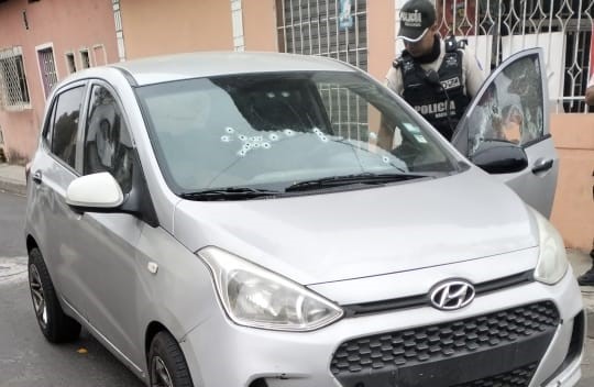 Policía acribillado en el Guasmo Johan Vinueza