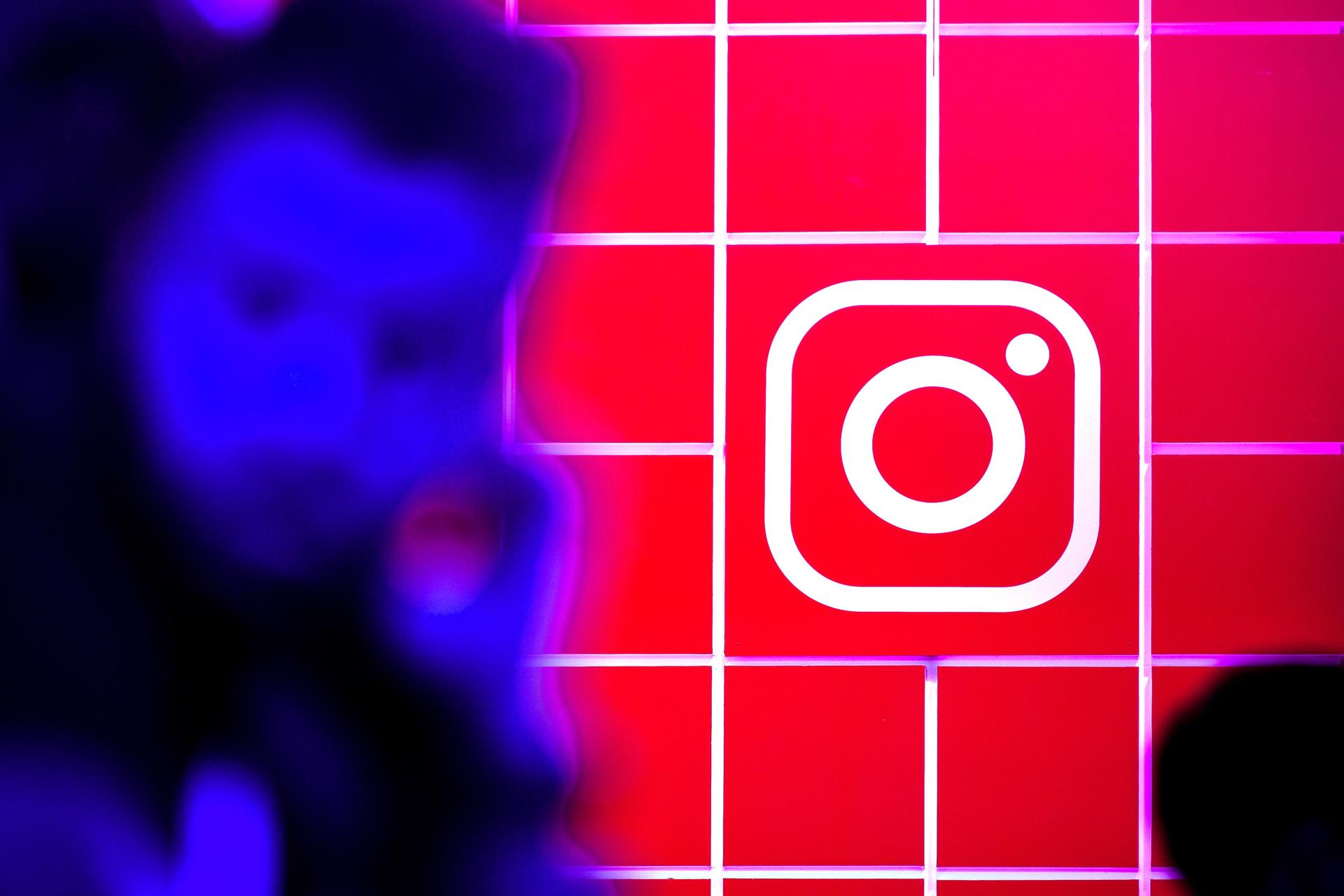 Redes sociales y logotipo de Instagram