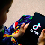 tiktok escuelas universidades eeuu