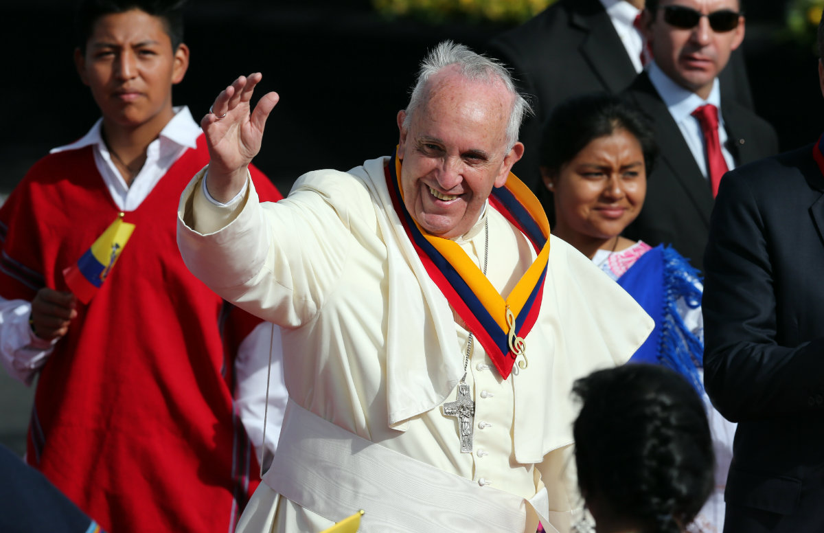papa francisco-ecuador-terremoto