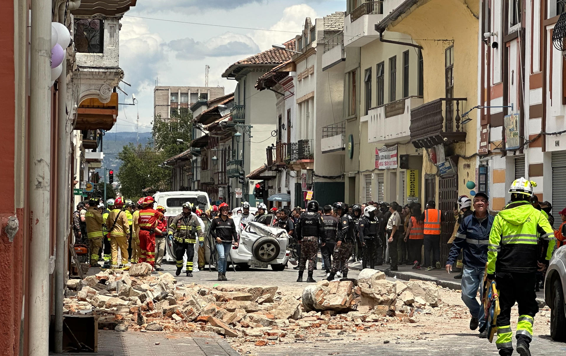 trece fallecidos-sismo-terremoto-ecuador