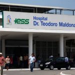 Al menos seis funcionarios con rango de jefe del hospital Teodoro Maldonado Carbo renunciaron a sus cargos.