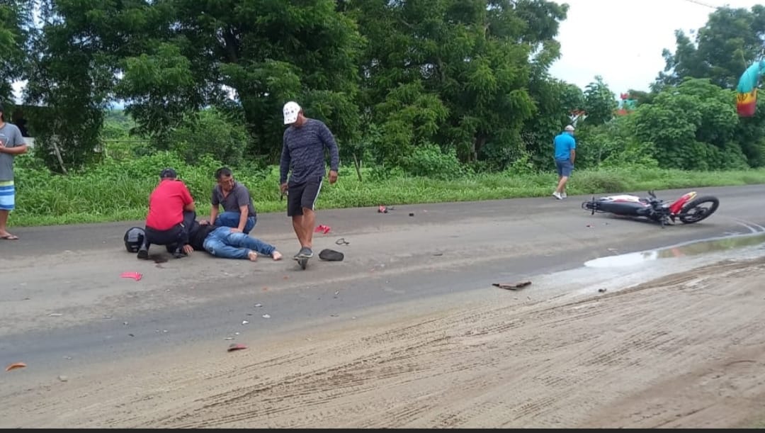 Motociclista murió en el sitio Toalla de Montecristi tras choque con un auto