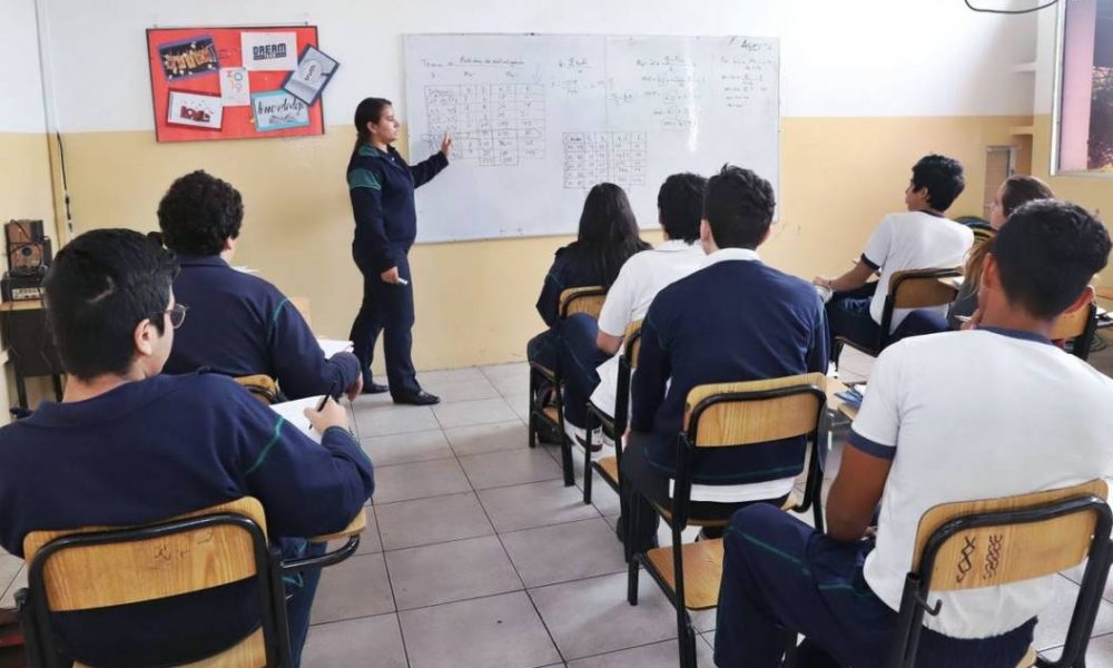 El año lectivo 2023-2024 arranca esta semana en el ciclo Costa-Galápagos para 2,5 millones de estudiantes.