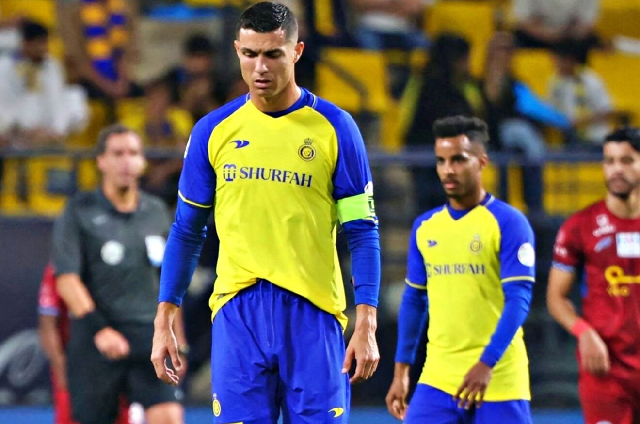 Cristiano Ronaldo vuelve a ser noticia y esta vez por un tema extrafutbolísitco. El astro podría ser expulsado del país árabe.