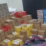 A cinco toneladas de droga llegó el peso de una incautación realizada este viernes 21 de abril en el sector de Urdesa, en el norte de Guayaquil.