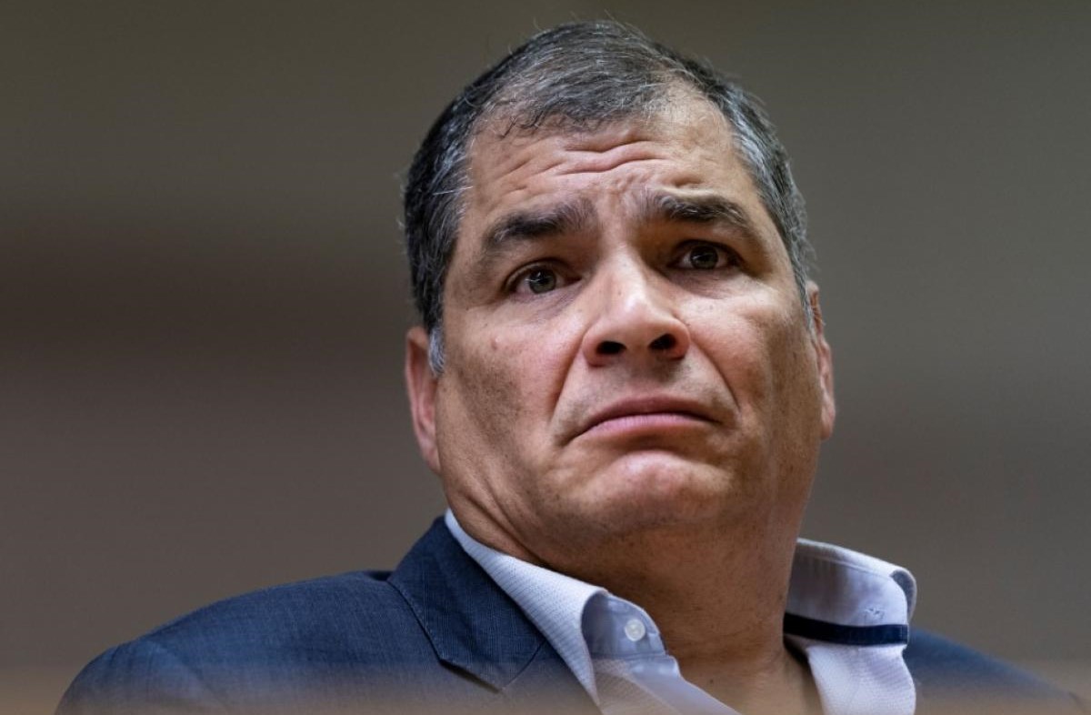 Correa conmoción interna muerte cruzada