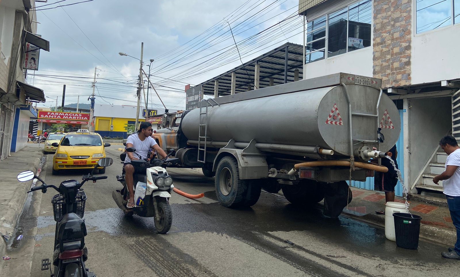 Las Orquídeas Portoviejo falta de agua