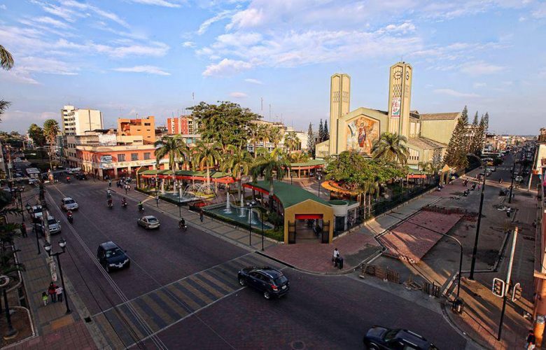 Imagen del parque Central de Babahoyo, capital de la provincia de Los Ríos.