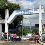 Pese a que el 70% de Portoviejo ya recibe agua potable a través de tuberías, hay quienes aún claman por el servicio.