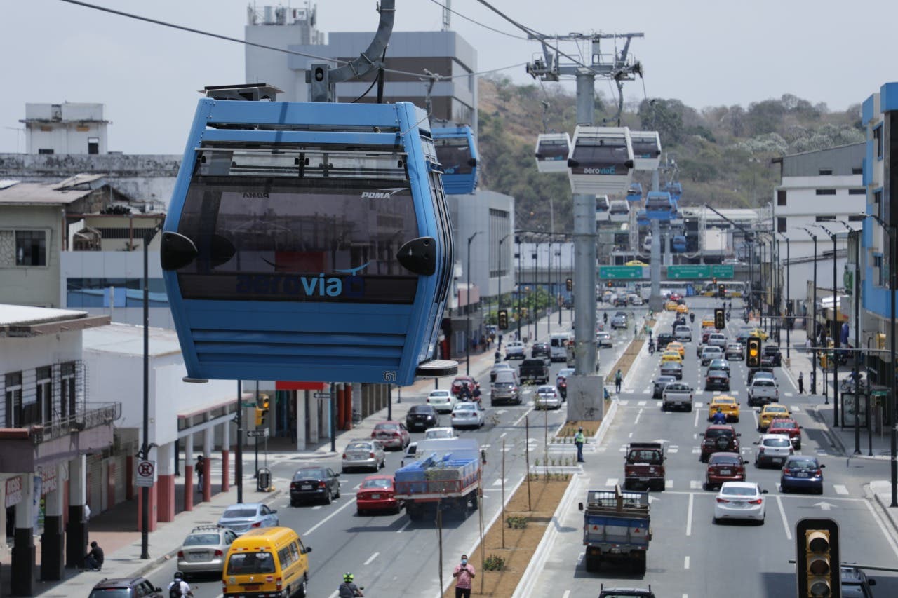 Una pareja fue captada manteniendo relaciones sexuales dentro de una cabina de la aerovía, en la ciudad de Guayaquil.