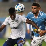 Emelec da el primer golpe ante Sporting Cristal