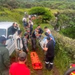 A un niño francés de 8 años lo rescataron los bomberos tras caer a un cráter volcánico de las Islas Galápagos.