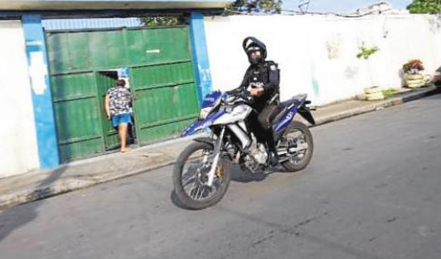 Maestra de una escuela de Montecristi es amenazada