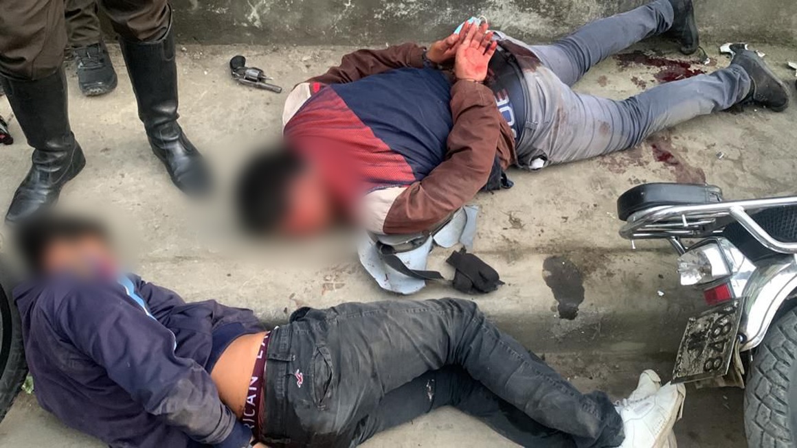Dos presuntos delincuentes resultaron heridos tras un enfrentamiento armado con miembros de la Policía Nacional.