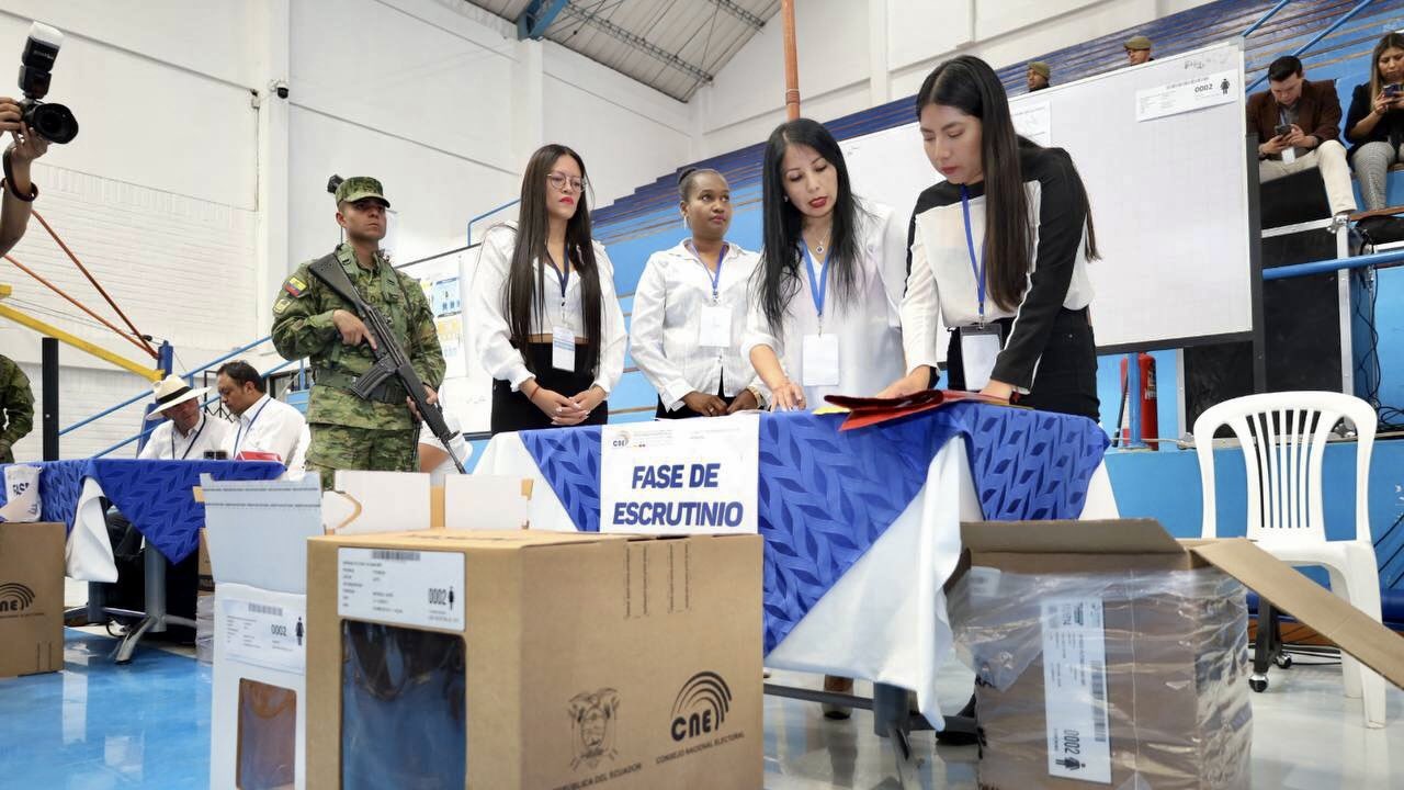 El CNE realizó este domingo el segundo simulacro electoral