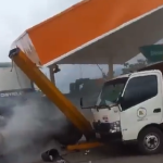 Un accidente de tránsito se registró en una gasolinera en Tenguel