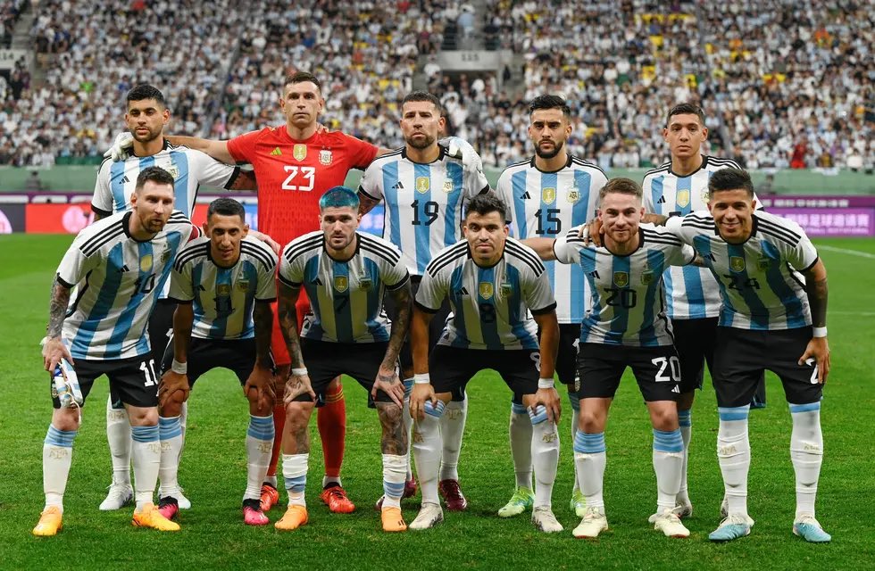 Argentina vs. Ecuador. Argentina con el mismo once de la final del mundial de Qatar