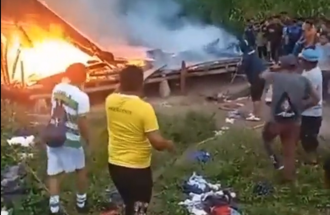 Cuatro niños murieron calcinados en la comunidad de Wachmas en la provincia de Morona Santiago, oriente ecuatoriano.