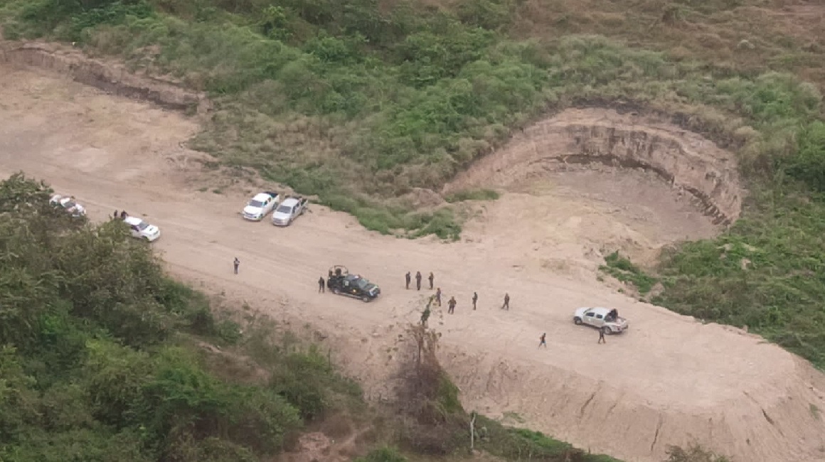 Una pista ilegal para el aterrizaje de avionetas fue descubierta en el cantón Palestina, provincia del Guayas.